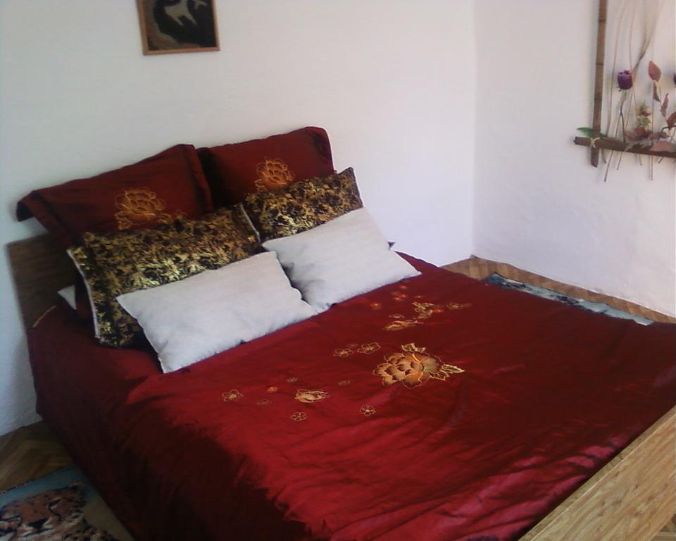 Guest House On Akmatbai-Ata 29 Чолпон-Ата Экстерьер фото